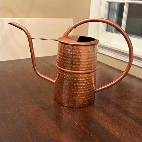 Hammered Copper plated Watering Can - Picture 3 of 5